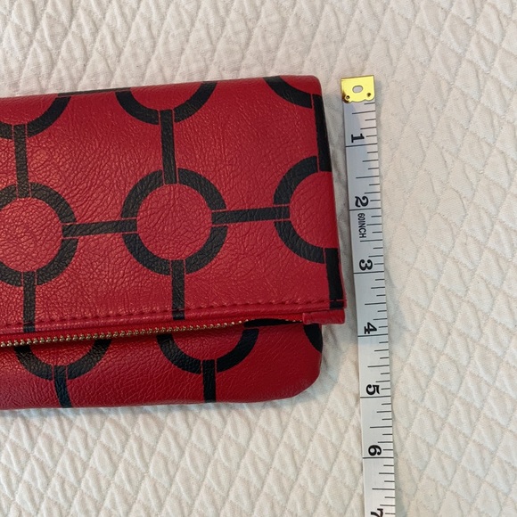 Red and Black Clutch/Wristlet - Picture 8 of 9